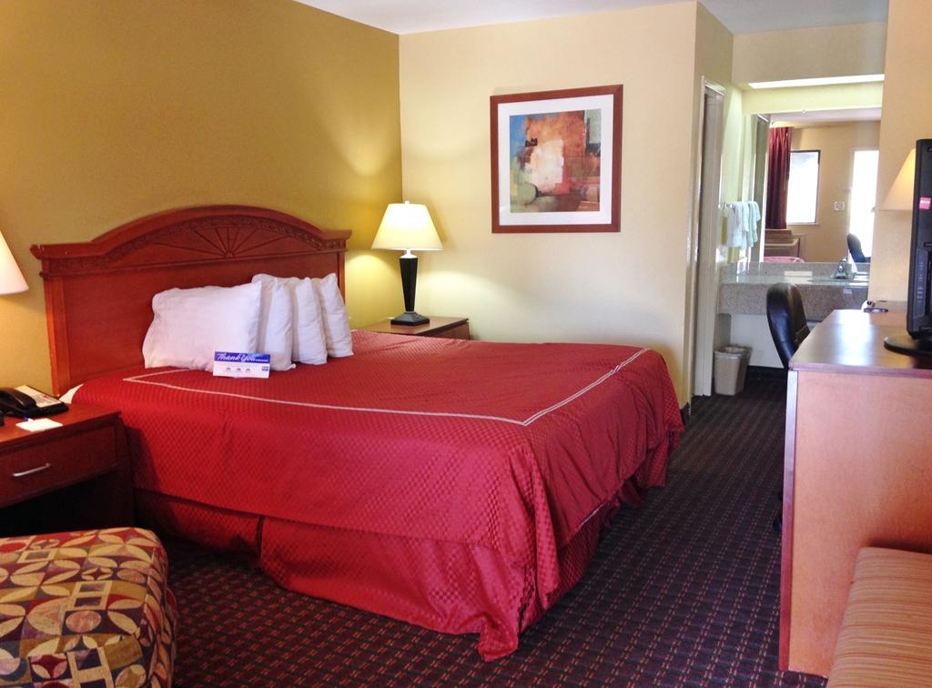 Americas Best Value Inn Yukon Kamer foto