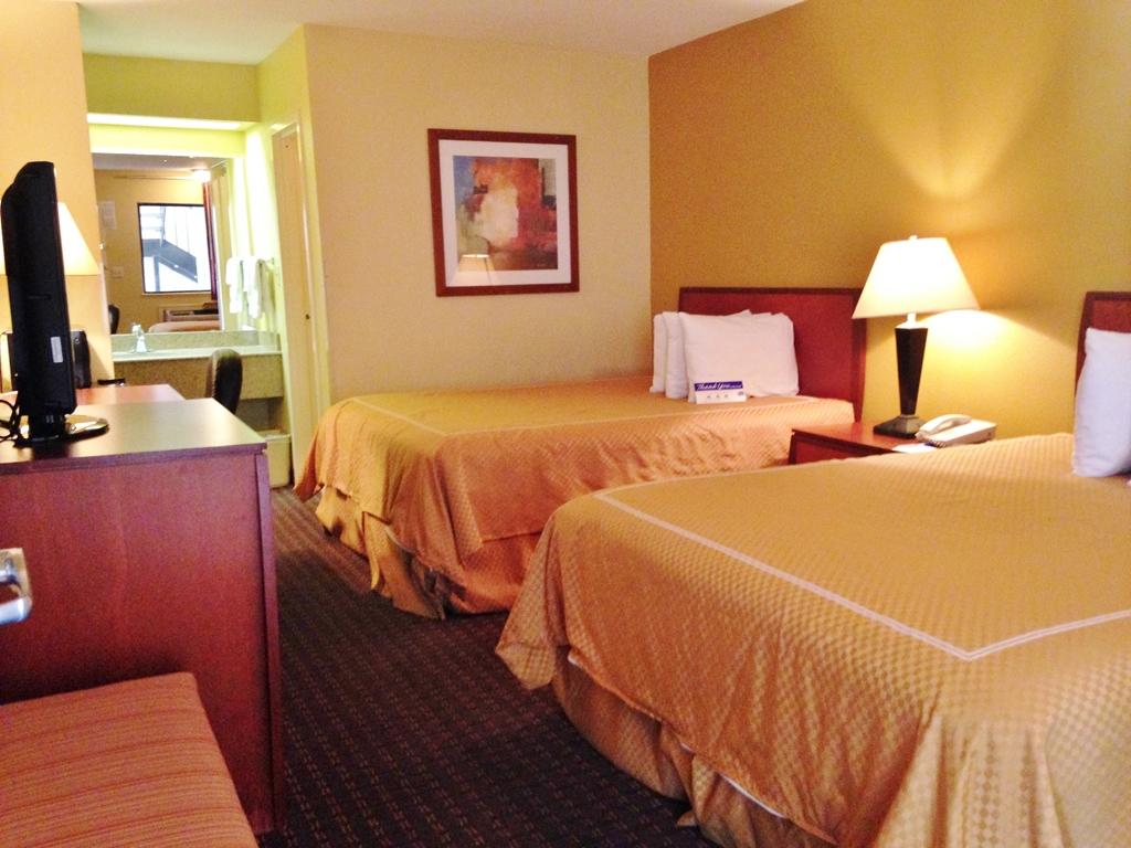 Americas Best Value Inn Yukon Kamer foto