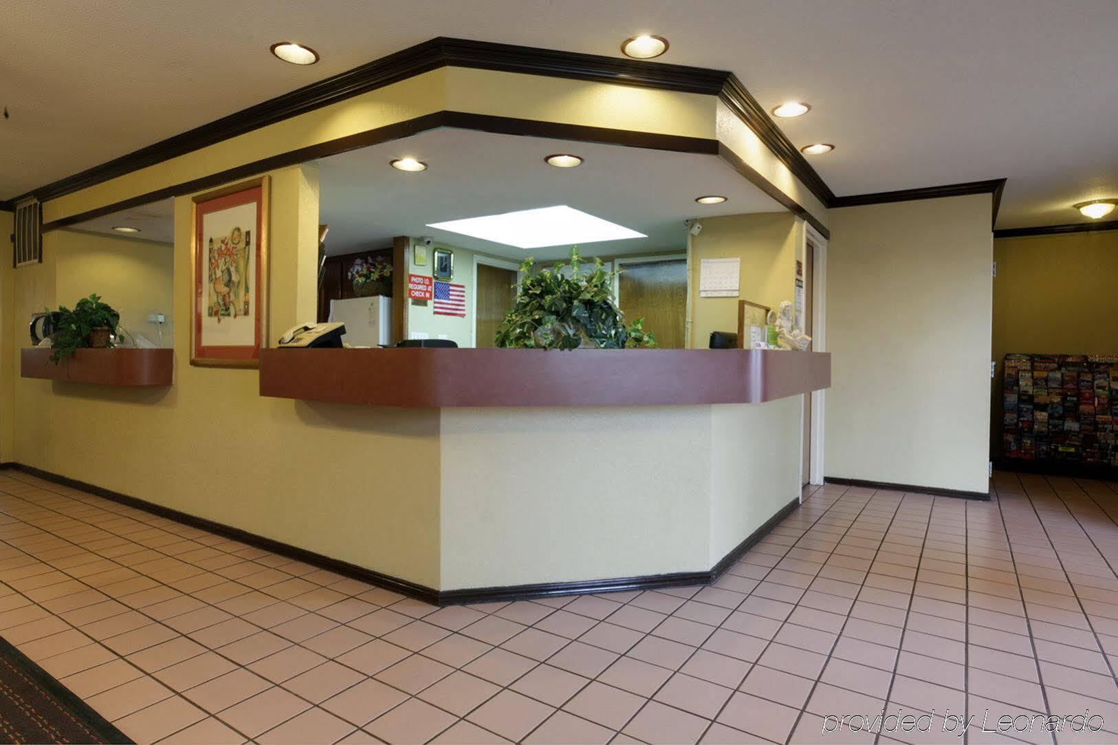 Americas Best Value Inn Yukon Buitenkant foto