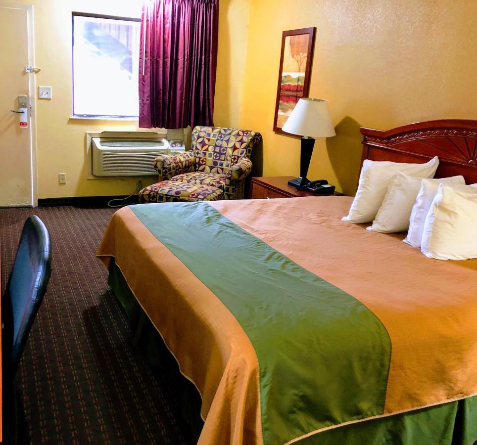 Americas Best Value Inn Yukon Buitenkant foto
