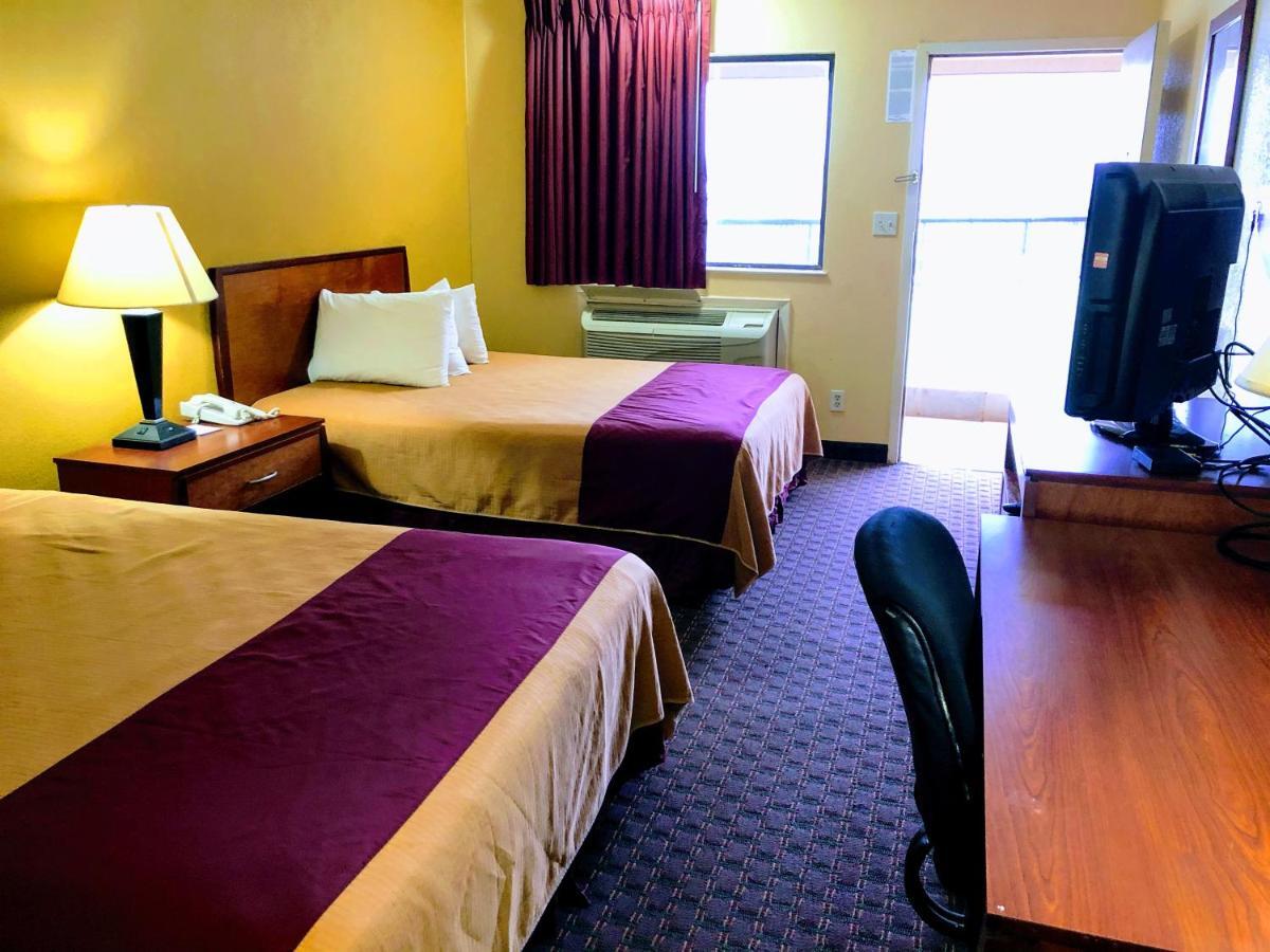 Americas Best Value Inn Yukon Buitenkant foto